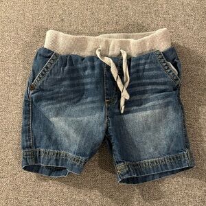 5/$15- Tucker + Tate shorts size 12 months